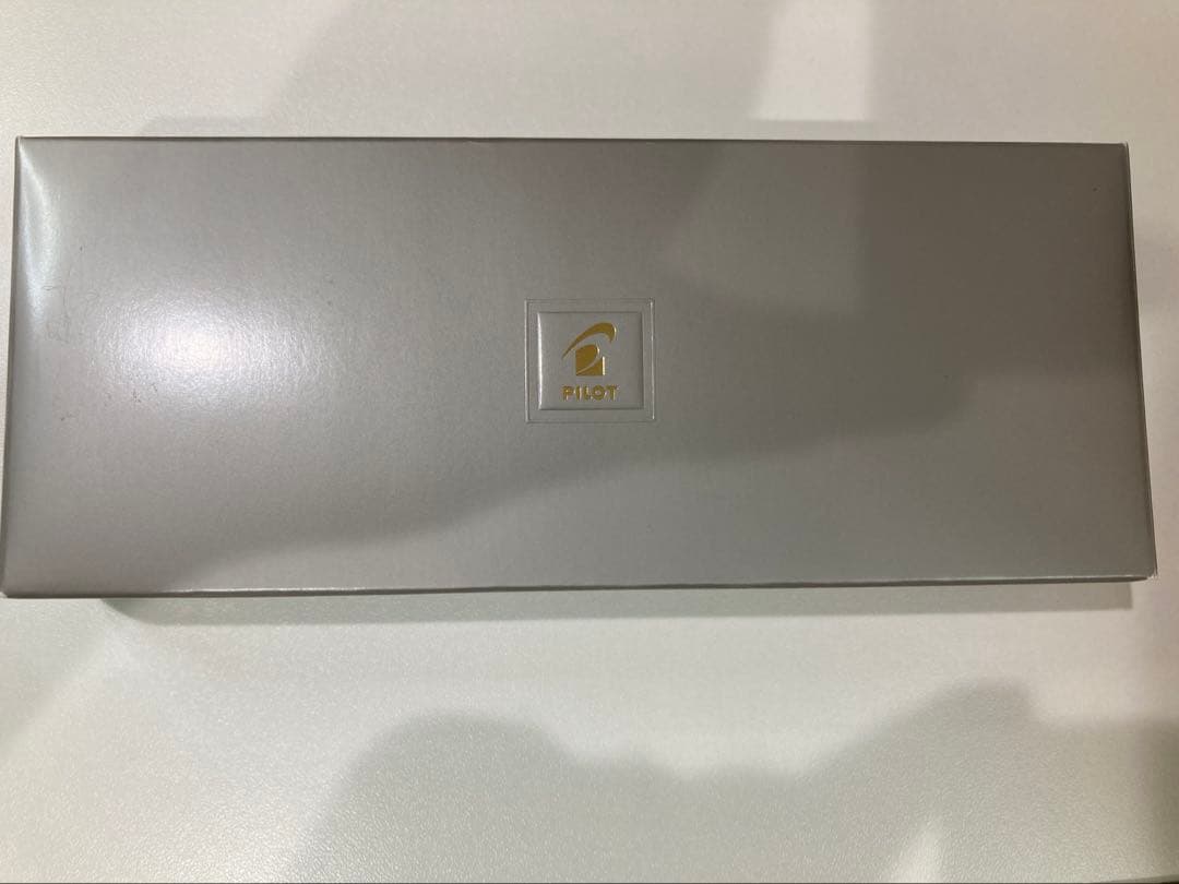 PILOT 万年筆キャップレスFCN1MRBM　ブラック