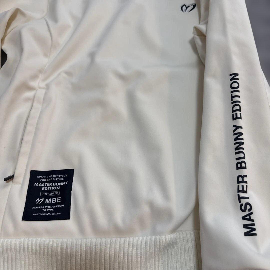 マスターバニー　エディション　防寒ウェア　アイボリー Vネックジャケット