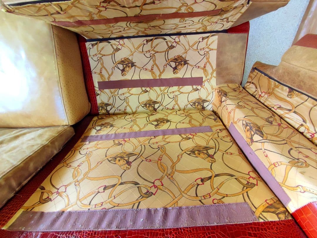 レザー 2人掛けソファ クロコダイル　GUCCI