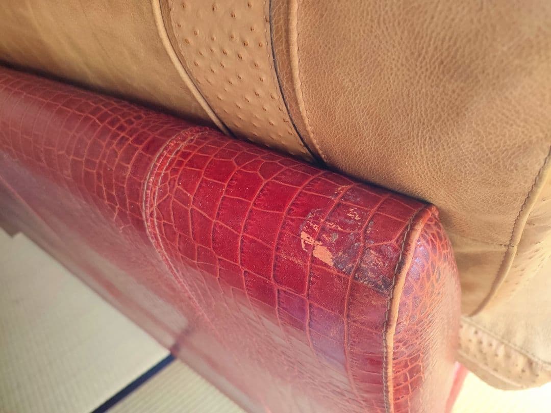 レザー 2人掛けソファ クロコダイル　GUCCI