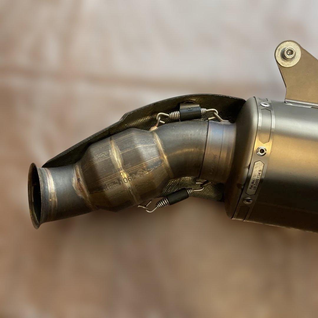 AKRAPOVIC スリップオンLINE／DUCATI Hypermotard