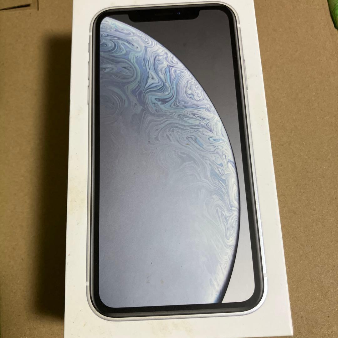 iPhone XR 64GB ホワイト　SIMロックなし　初期化済　動作品　美品