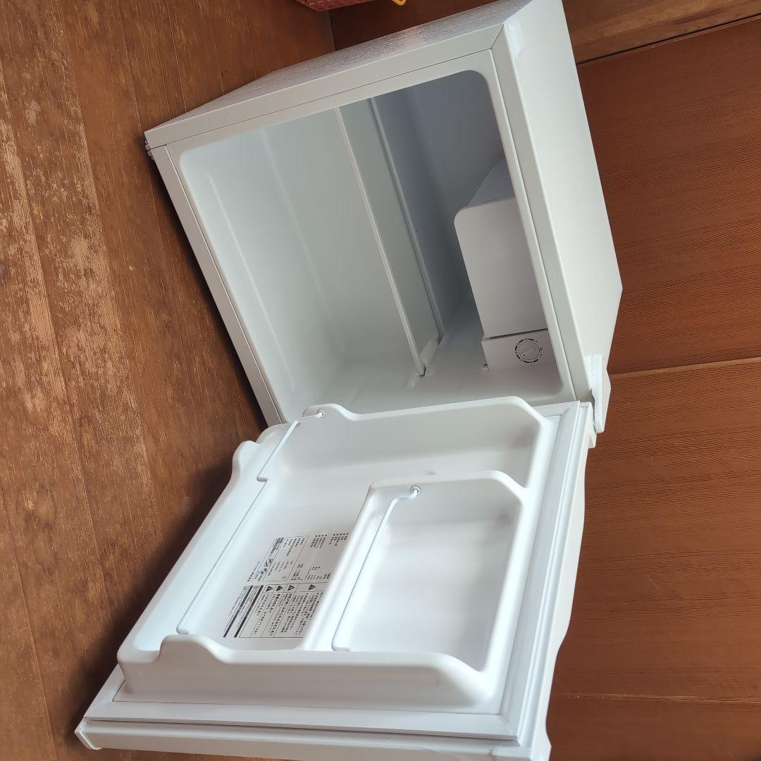 冷凍室付き小型冷蔵庫　46L ホワイト　MAXZEN　マクスゼン