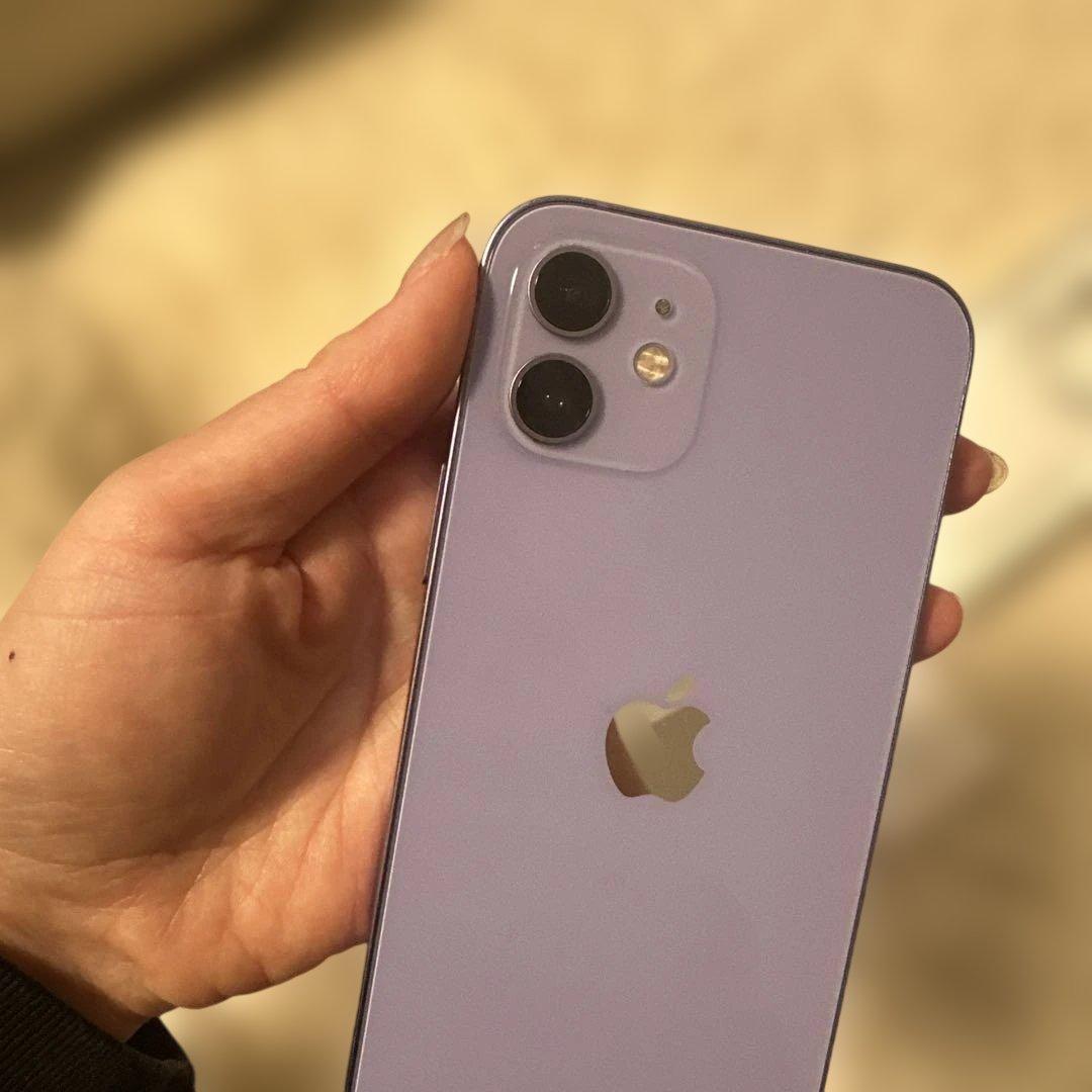 iPhone12本体　128GB SIMロック解除済み　新品ケーブル付き