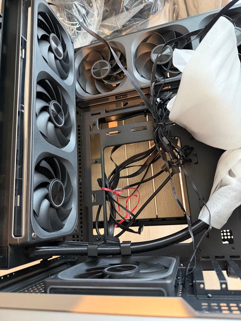 Jonsbo BO400ケース 360水冷 1050w電源