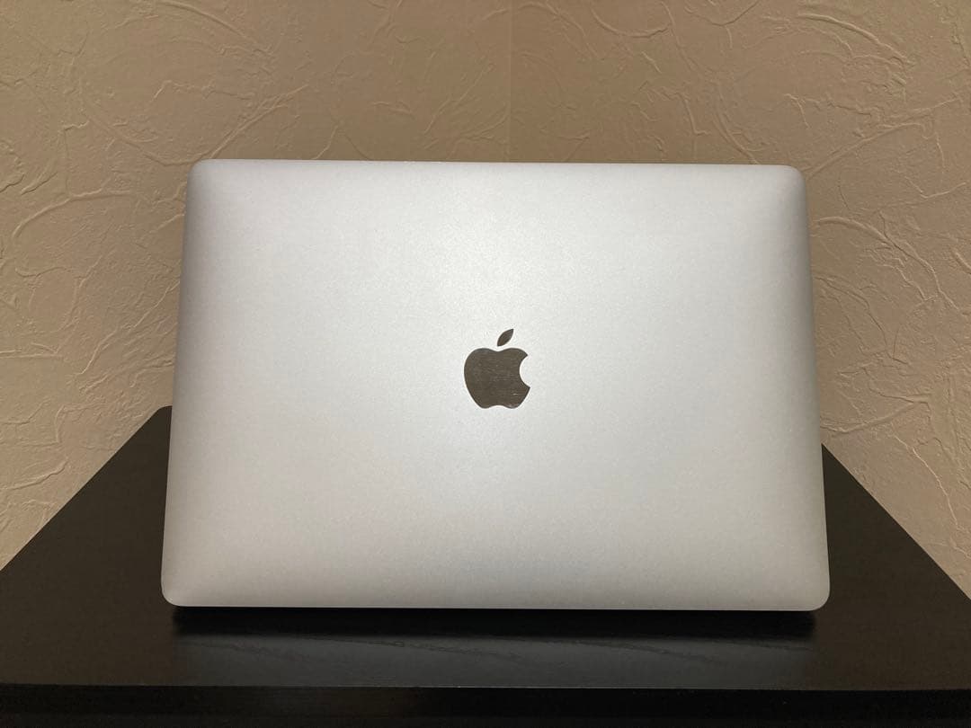 Apple MacBook Air 2018 シルバー 256GB 8GB