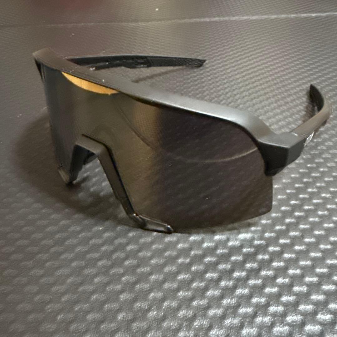 ワンハンドレッド　100% S3 Soft Tact Black