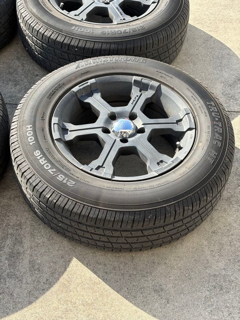 最終価格MKW MK-36 215/70R16 バリ山 デリカD5