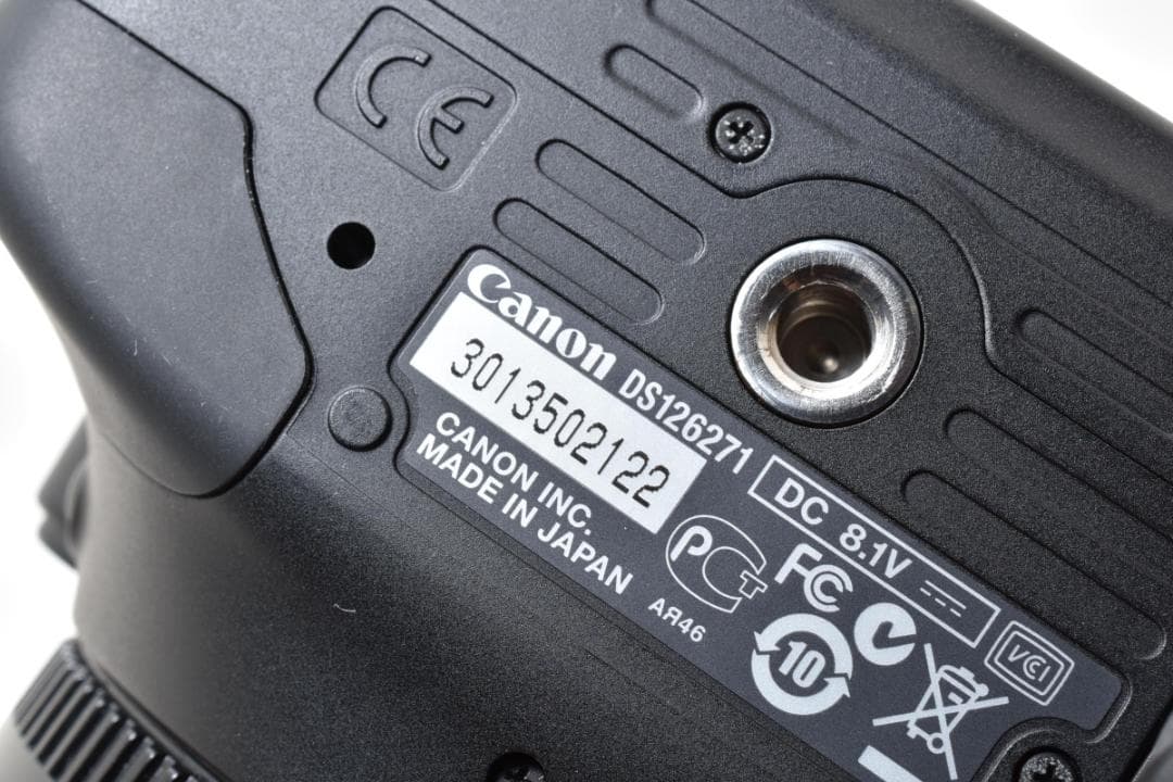 デジタルカメラ Canon EOS Kiss X4 + EF-S 18-55mm AJ017R