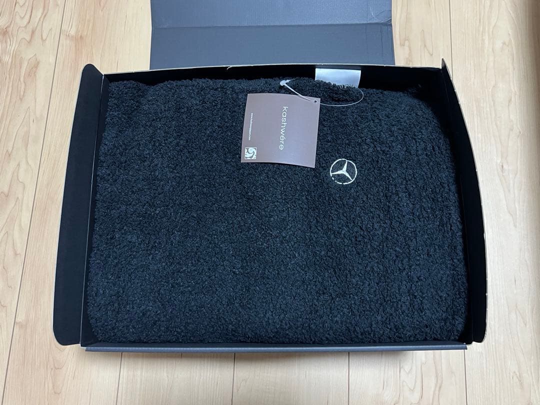 【特別非売品】kashwere × Mercedes-Benzブランケット