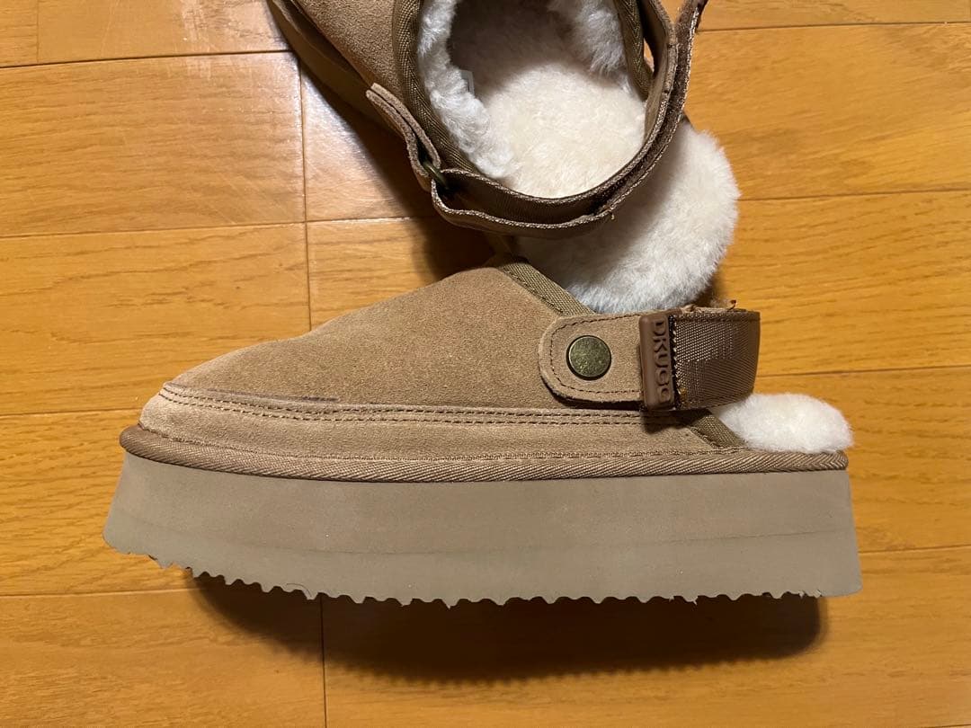 【最終値下げ】UGG Australia スリッポンムートンブーツ