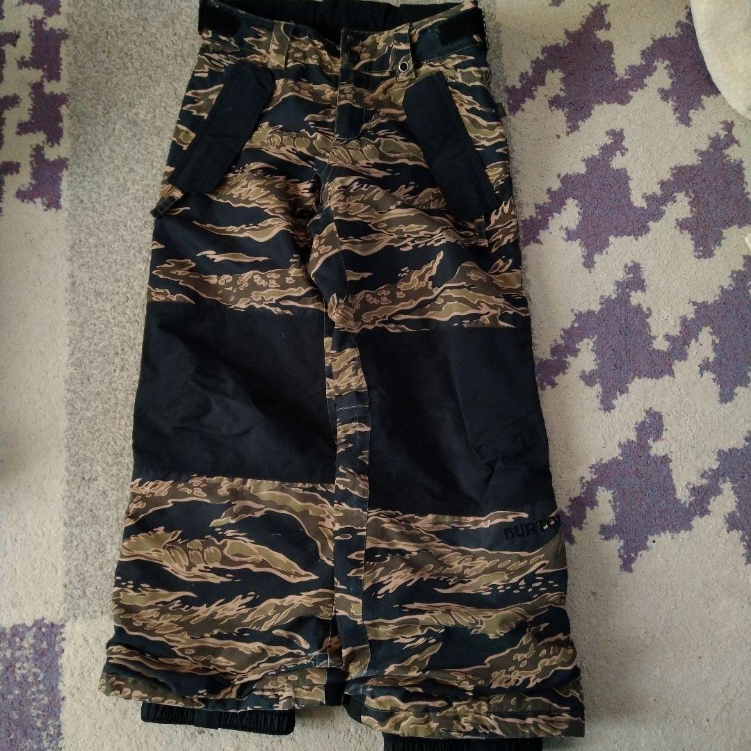 【K】【BURTON】キッズ　スキー＆スノボウェア上下　XS 120