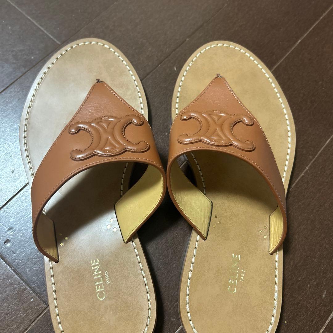 値下げ！CELINE セリーヌトリオンフ レザー トング サンダル