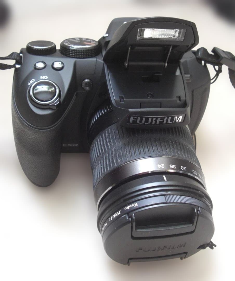 Fujifilm FinePix HS25 デジタル一眼レフ