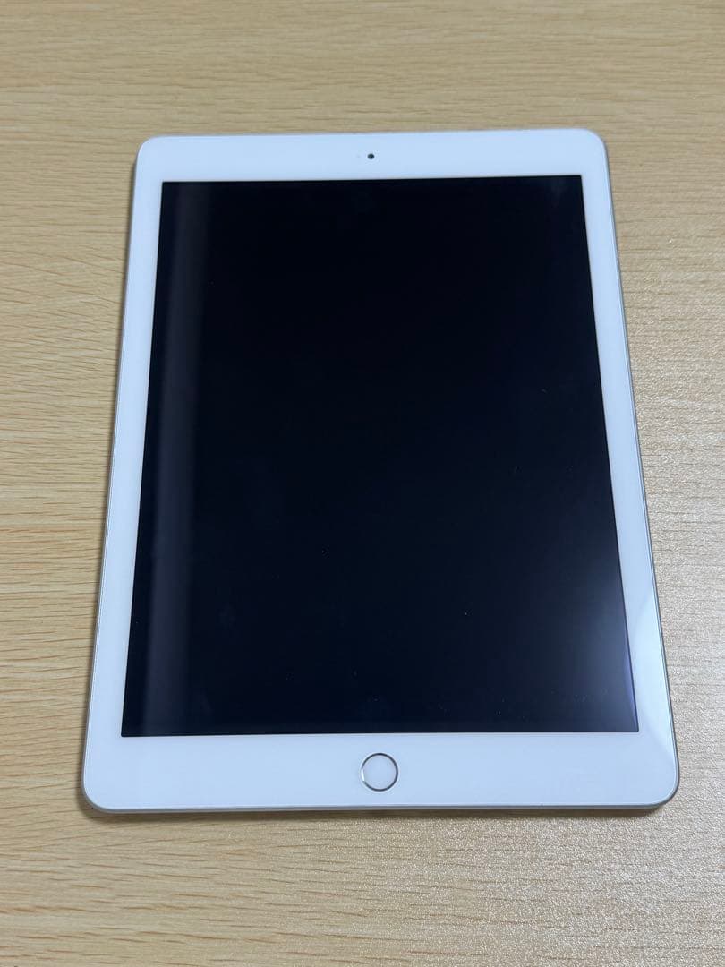 iPad 第6世代128GB wifiモデル