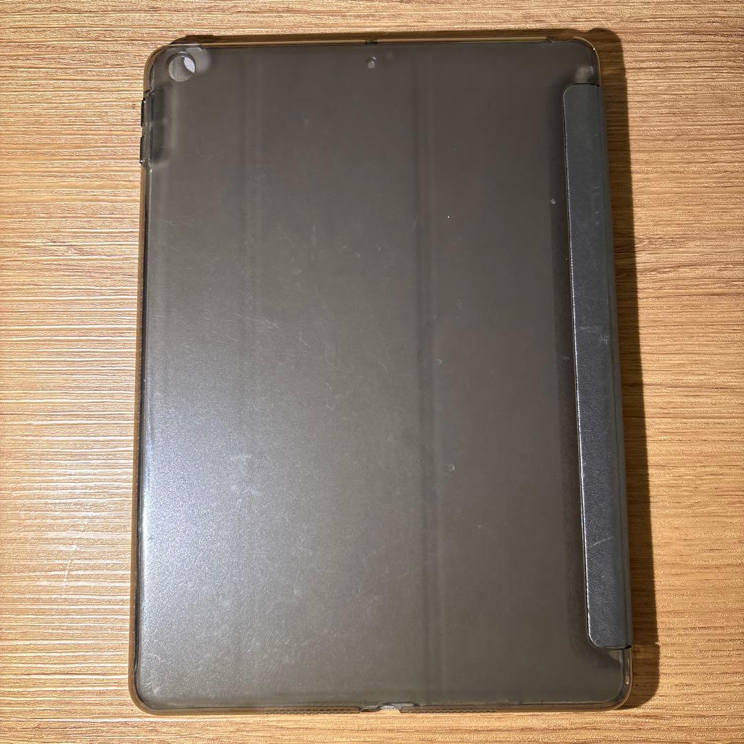 iPad 第6世代 32GB Wi-Fi 91% ケース,イヤホン,コードおまけ