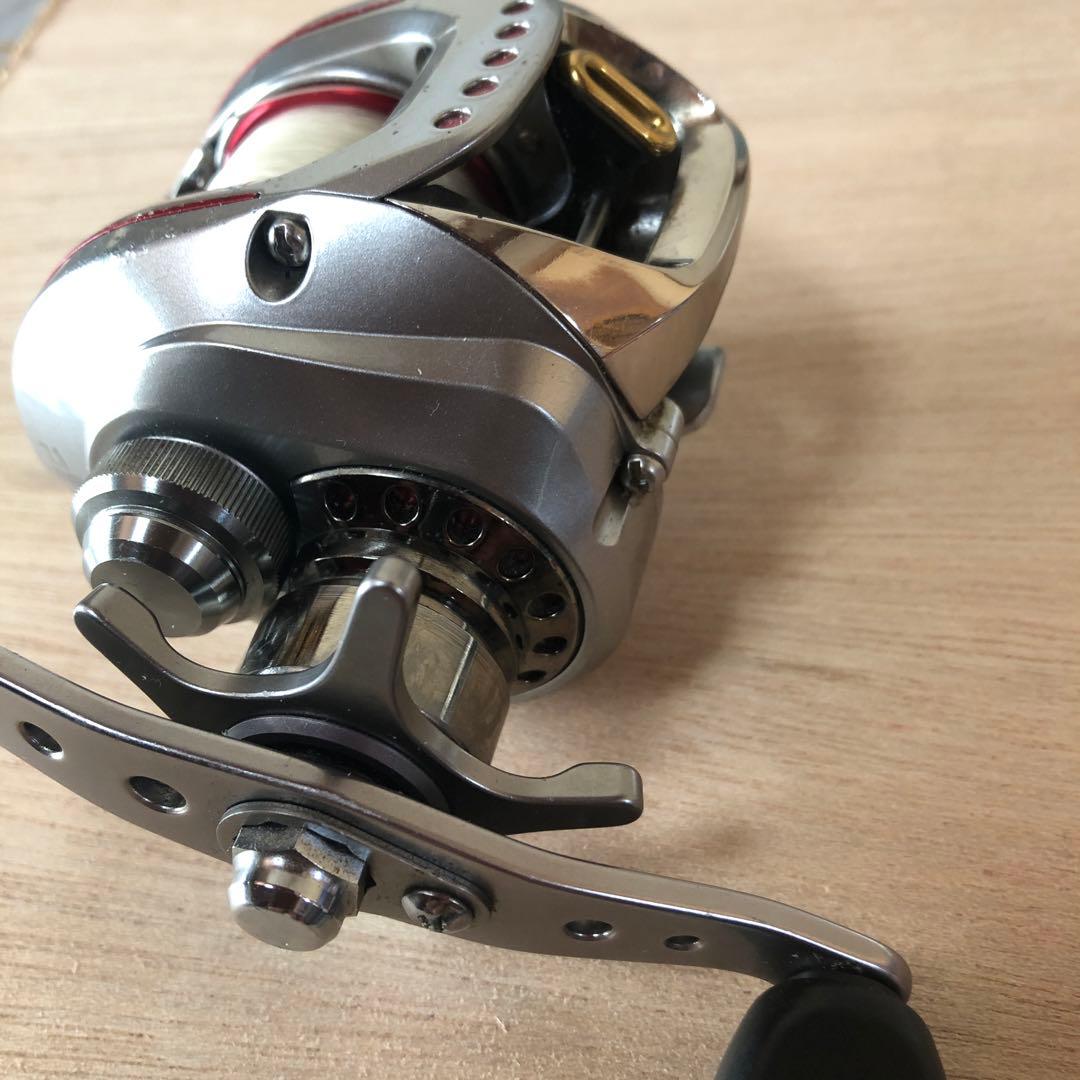 「3/17.18限定特価」Daiwa 初代TDジリオン100SH 7.1 右巻き