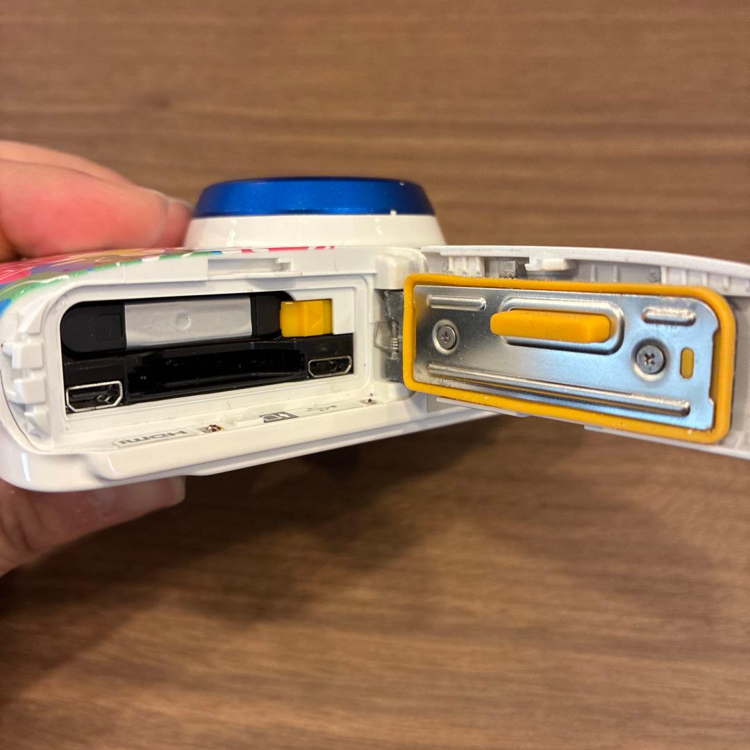 Nikon COOLPIX W100 クールピクス