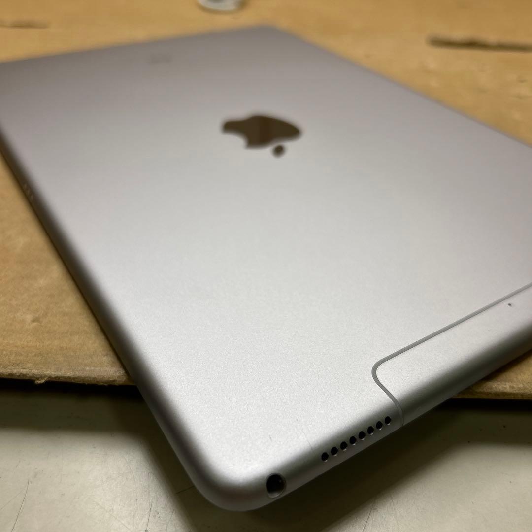 バイク　Apple iPad Pro 10.5 インチ (第１世代)