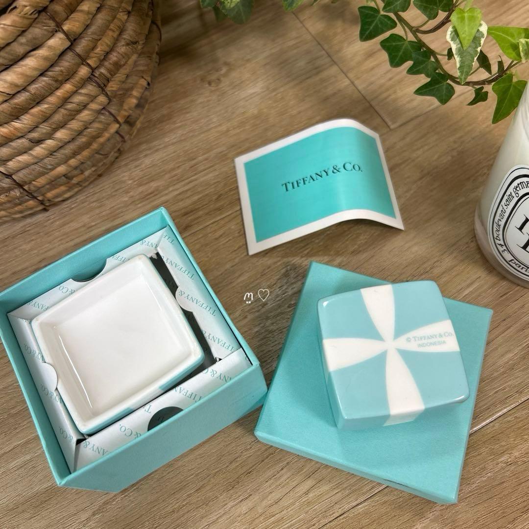 新品ティファニー　ブルーボウボックス　ミニ　プレゼントリボン小物入れ　インテリア