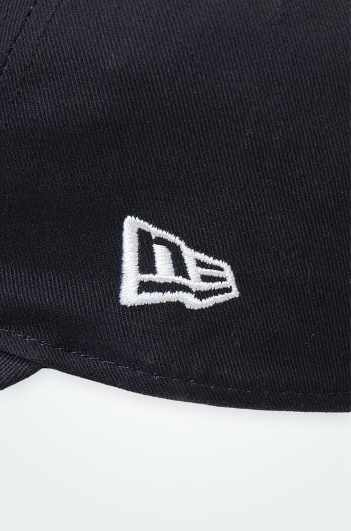 NEW ERA® 9THIRTY™ MGA LOGO CAP