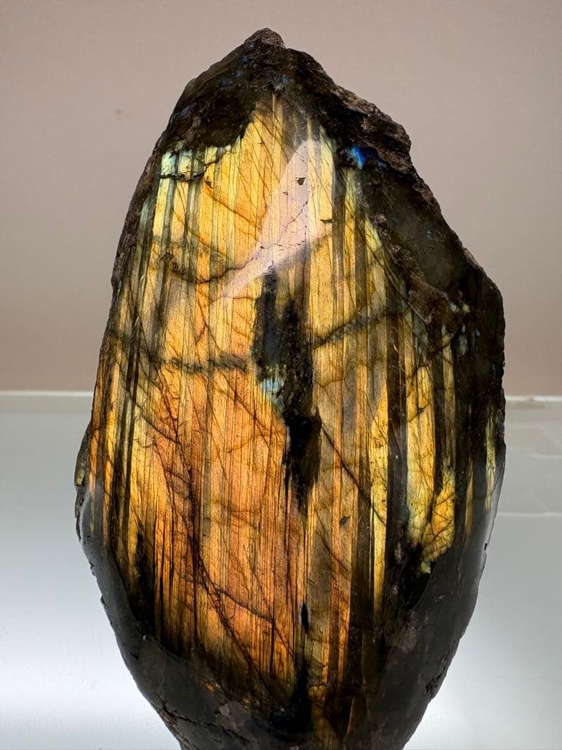 ラブラドライト 原石　特大　置物