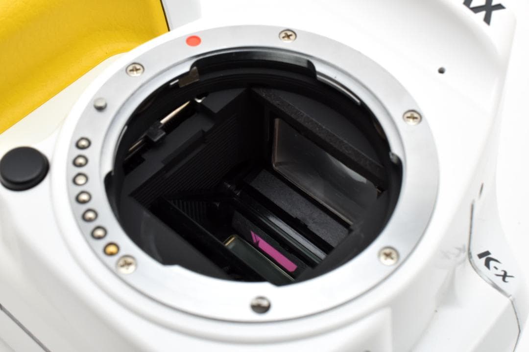 ペンタックスK-X 黄白レンズキット 希少カラー #AH018/KKAF023