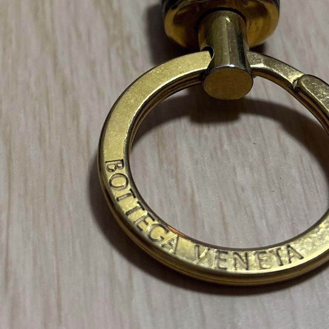 BOTTEGA VENETA 編み込みレザー キーホルダー　箱　保存袋付き