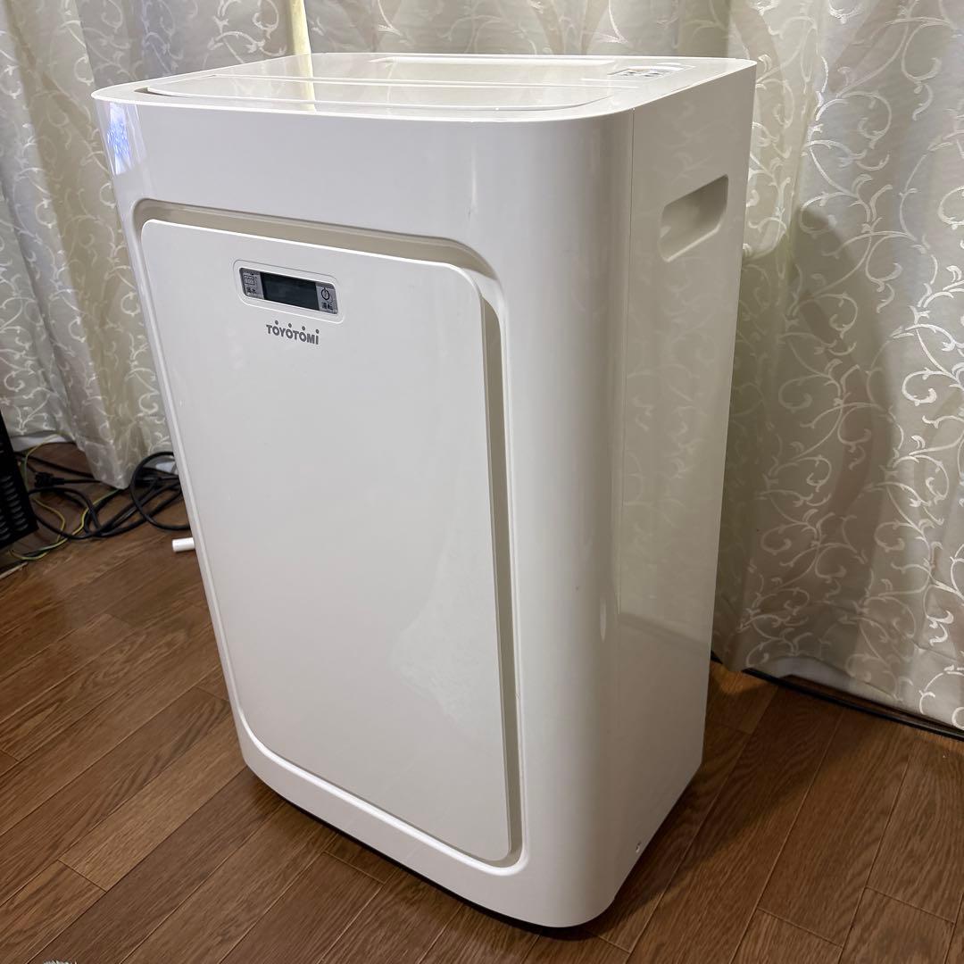 スポットクーラー、2021年製、トヨトミ ホワイト エアコン 除湿機能付き