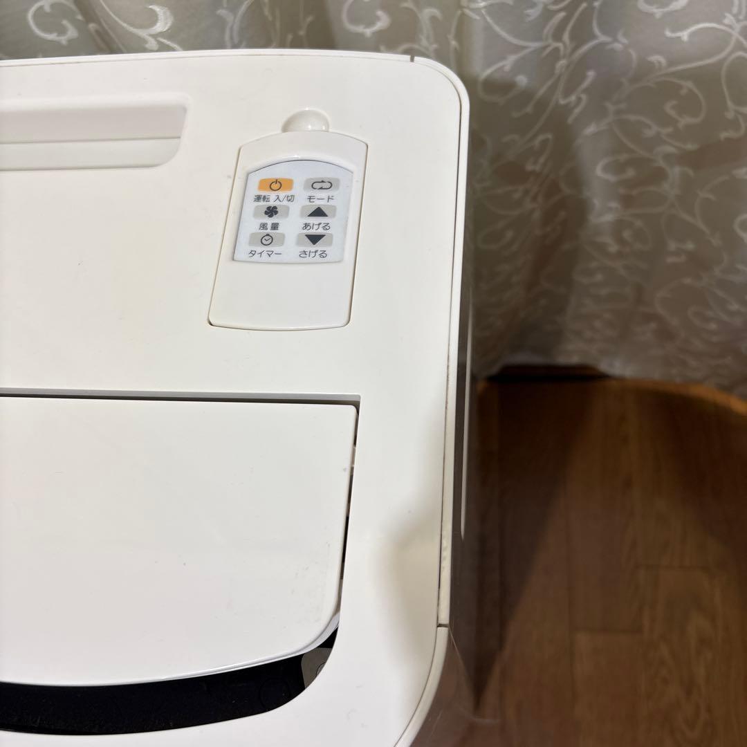 スポットクーラー、2021年製、トヨトミ ホワイト エアコン 除湿機能付き