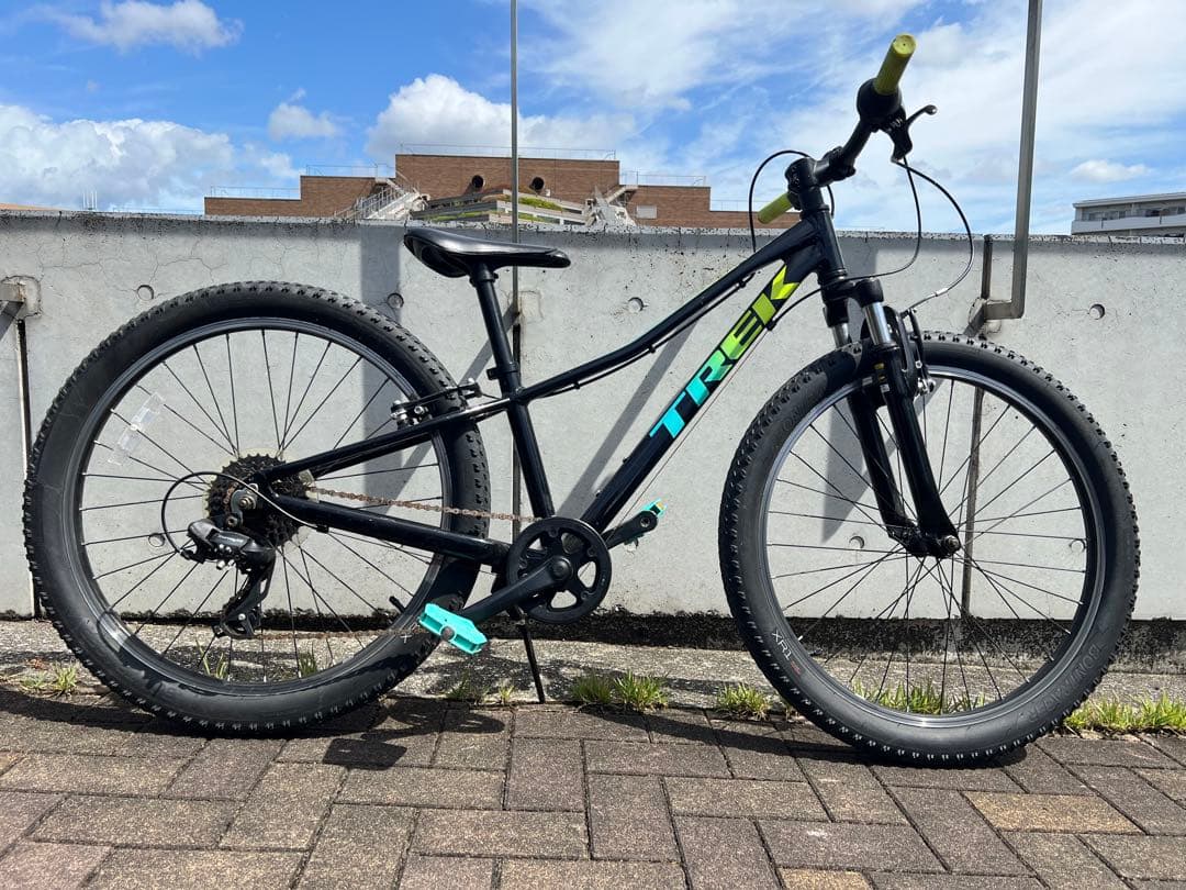 Trek PRECALIBER24 小学生　24インチ　男の子　マウンテンバイク