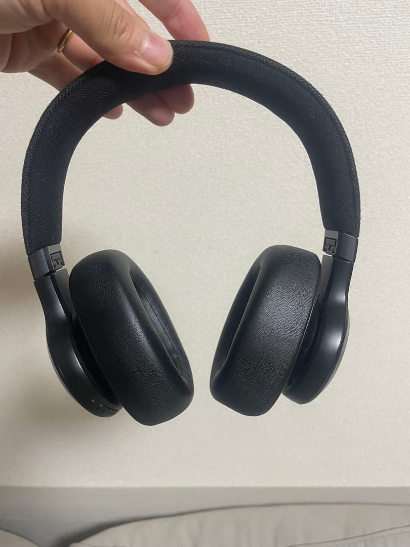 JBL Live 700nc ワイヤレスヘッドホン ブラック