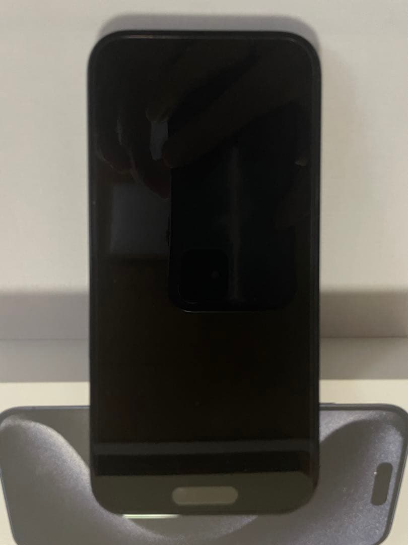 iPhone 15 Pro 128GB バッテリー86% SIMフリー