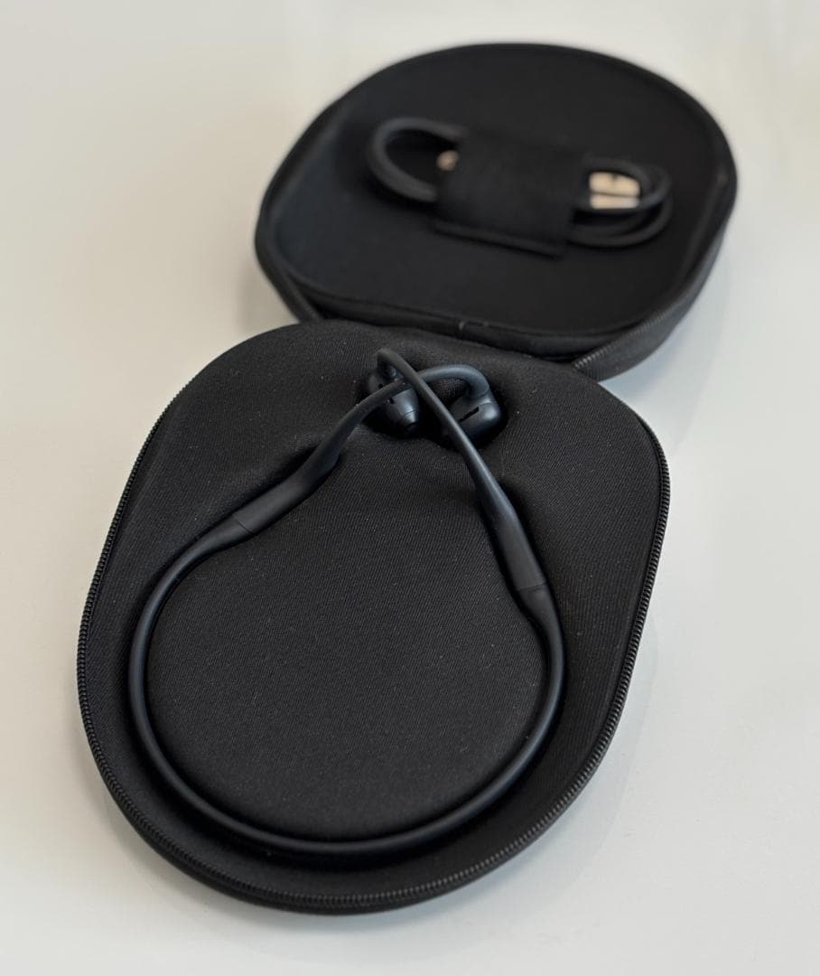 SHOKZ 骨伝導 OpenRun Proオリジナル充電ケーブルと収納ケース付き