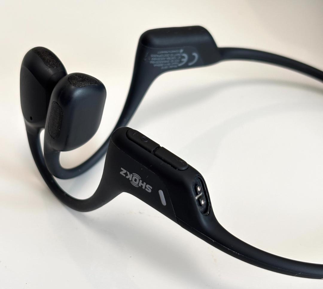 SHOKZ 骨伝導 OpenRun Proオリジナル充電ケーブルと収納ケース付き