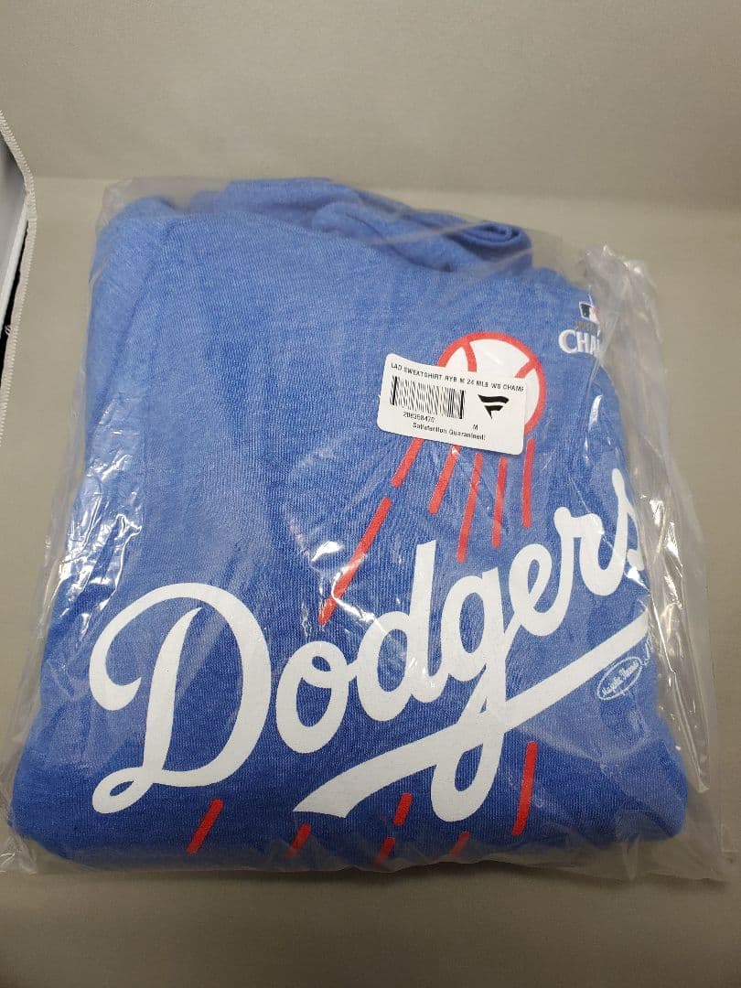 【激レア】大谷翔平 パーカー ドジャース WS優勝記念ver. サイズM MLB
