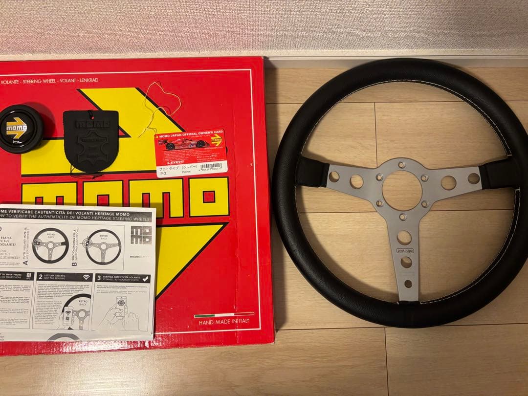 momo ステアリング prototipo 350mm 正規品