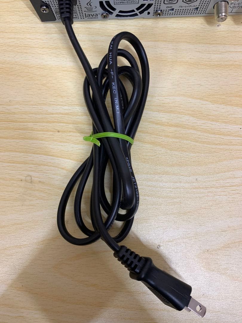 【中古美品】TOSHIBA REGZA ブルーレイレコーダー 24年製