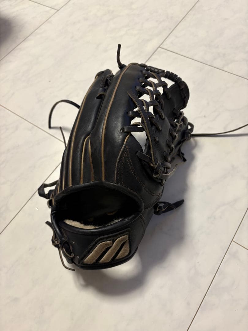 ミズノ　Mマーク　軟式グローブ　プラチナロゴ　イチローモデル