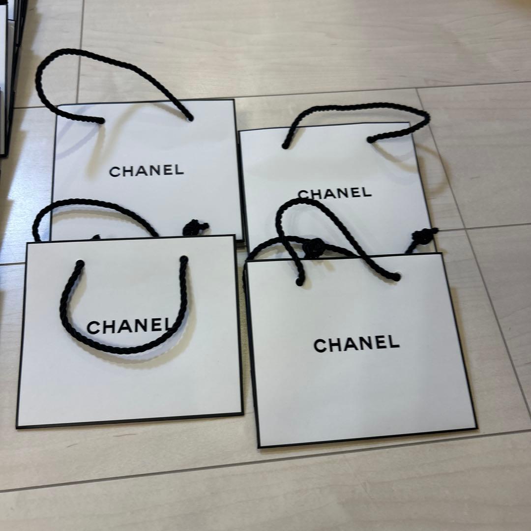 CHANEL 紙袋　白　大13 袋　中21袋　小4袋　カメリア9個セット