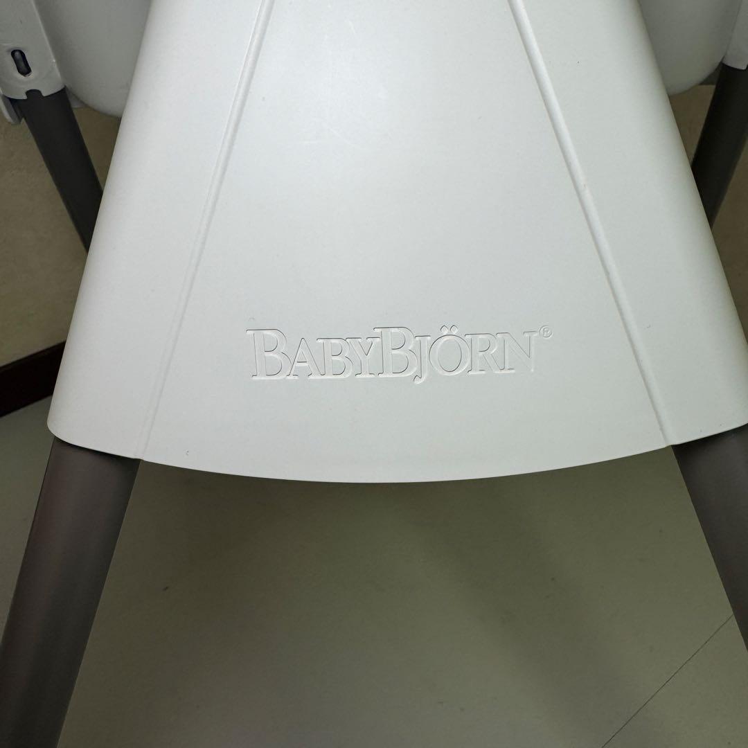 【美品】ベビービョルン　BABYBJORN ハイチェア　テーブル取り外し可