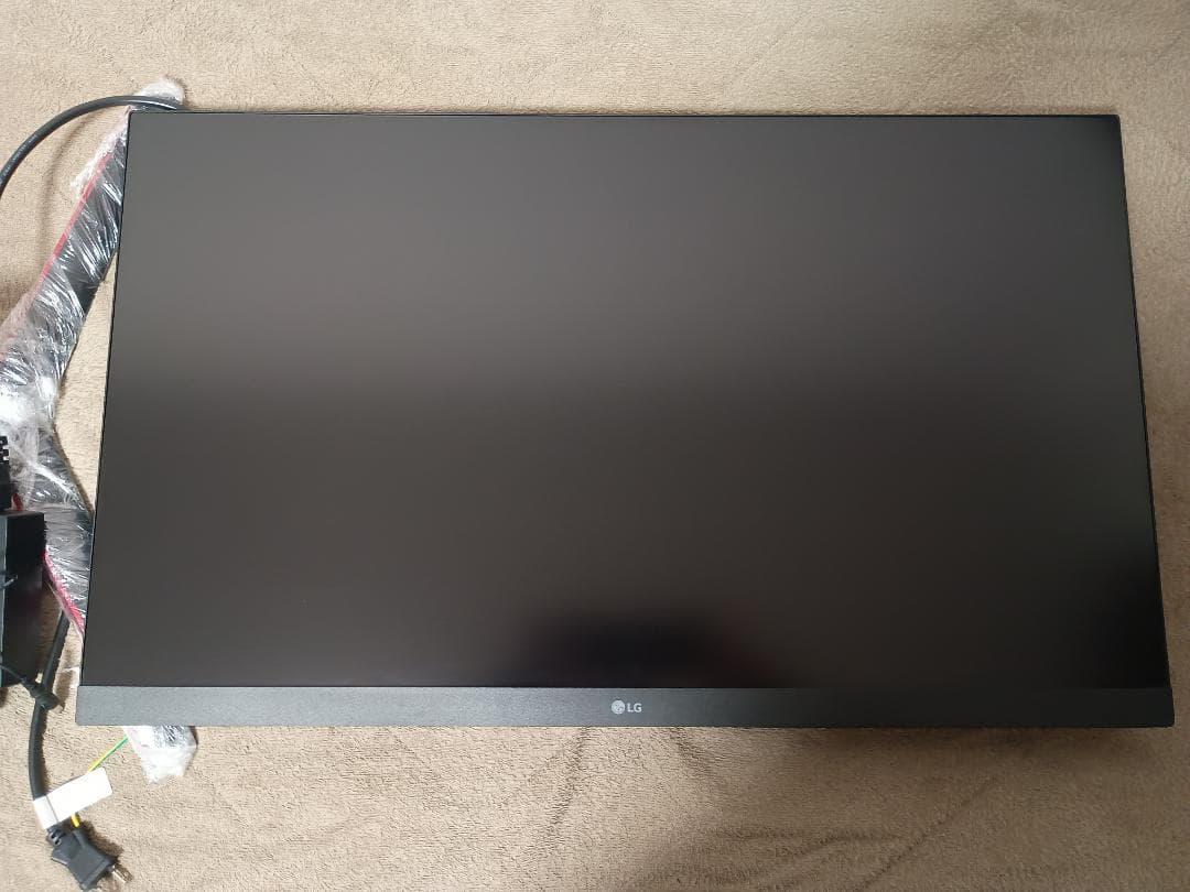 LG ゲーミングモニター 31.5 WQHD VA 165Hz HDR 1ms