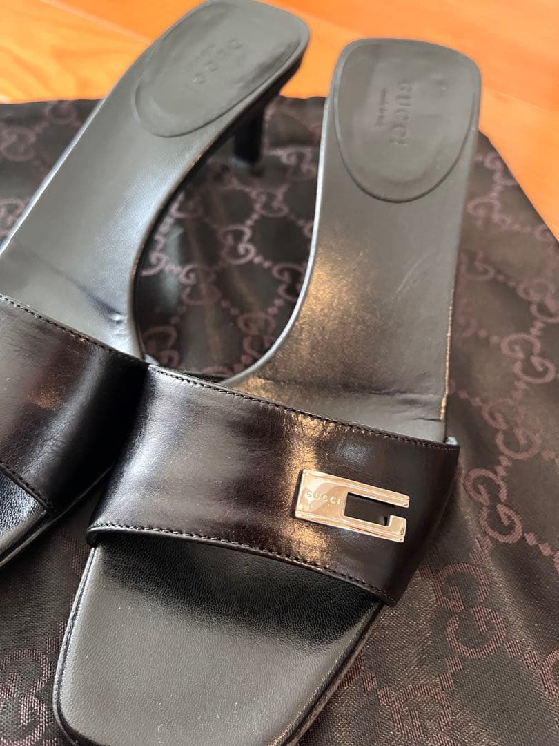 【美品】GUCCI ミュール　サンダル【ブラック】【35 1/2C】【未使用】
