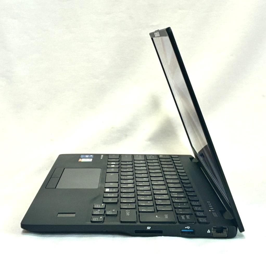 美品 2021年 軽量 薄型 LIFEBOOK U9311/FW i7 11世代