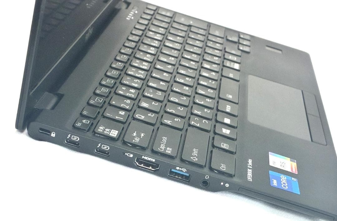 美品 2021年 軽量 薄型 LIFEBOOK U9311/FW i7 11世代