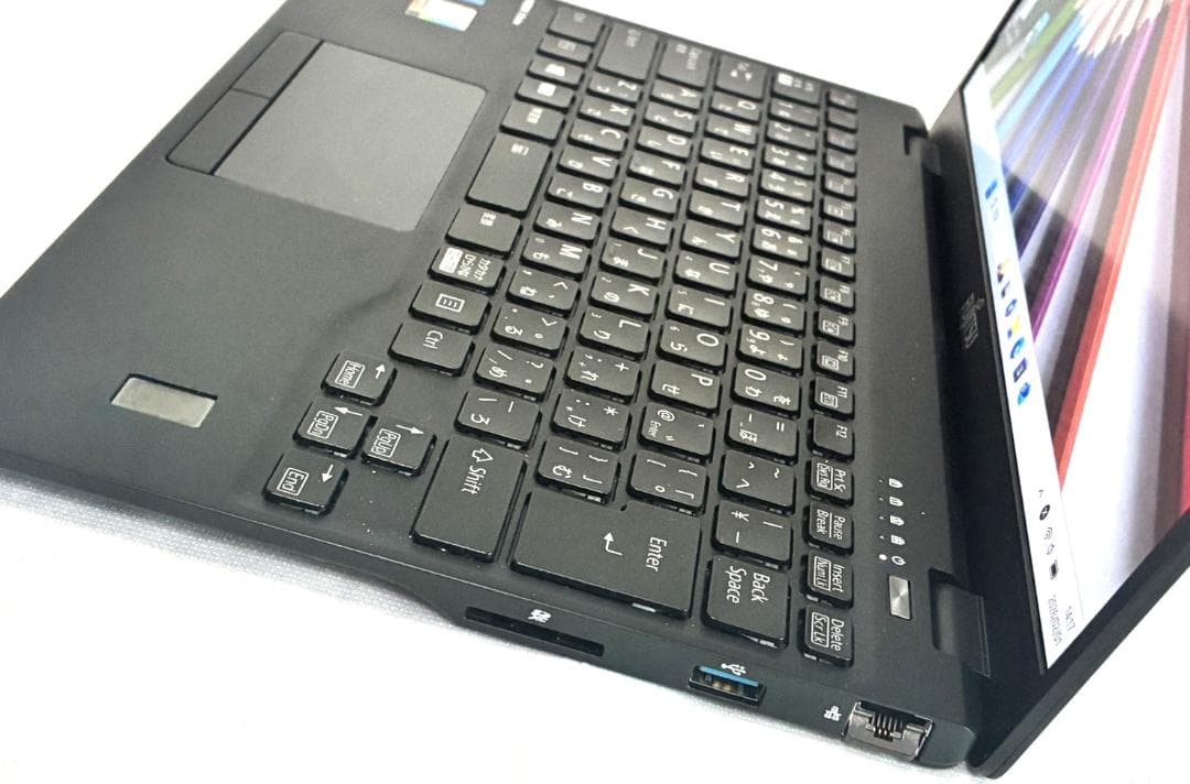 美品 2021年 軽量 薄型 LIFEBOOK U9311/FW i7 11世代