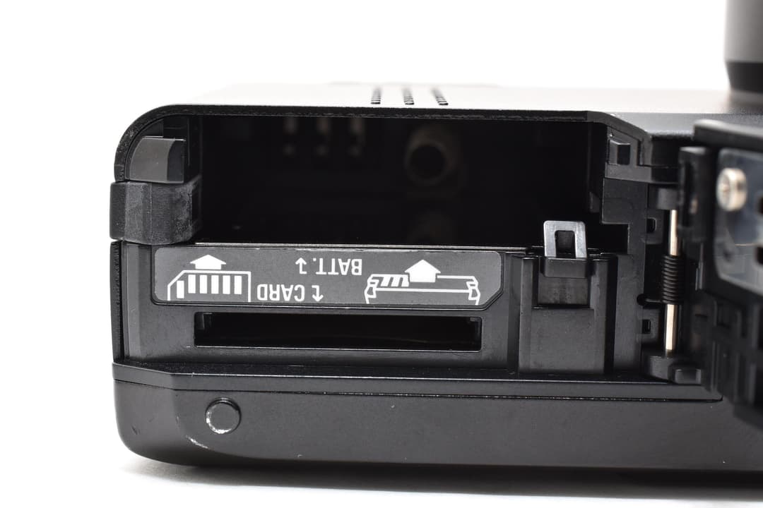 デジタルカメラ SIGMA DP1 Merrill 19mm F2.8 0305