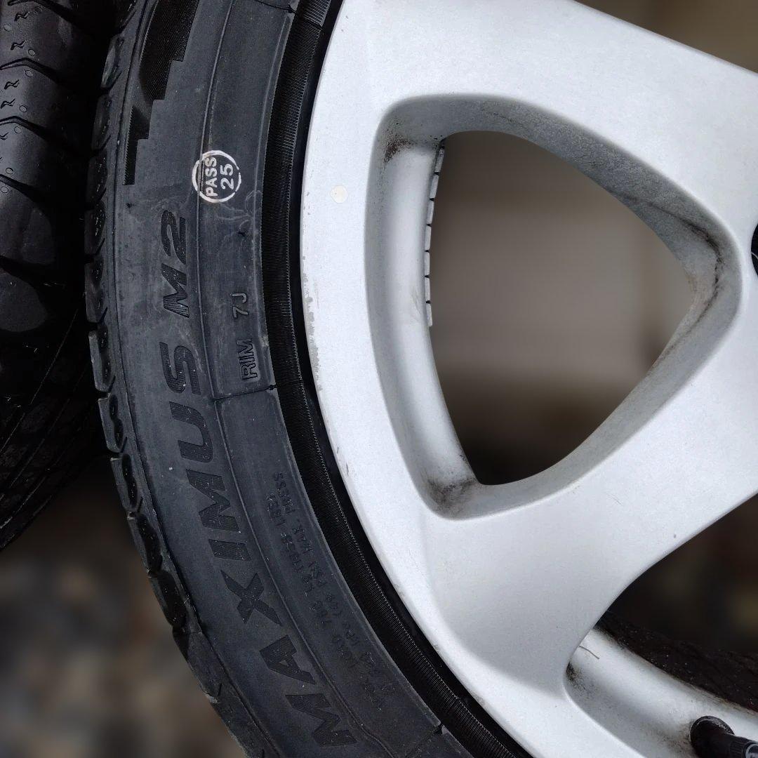 日産17インチ純正ホイール夏タイヤ着き