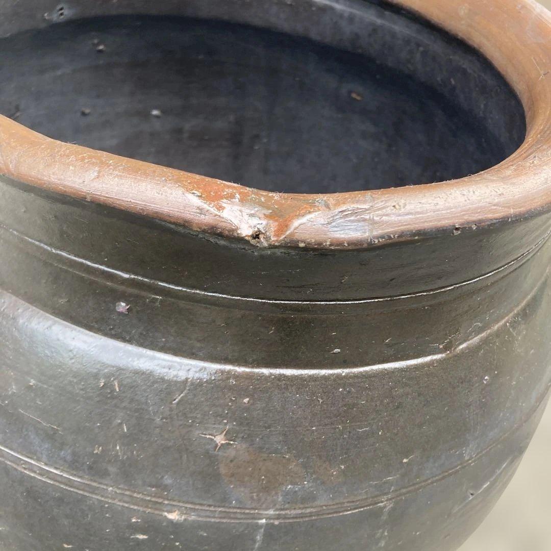 味わい深い 古い 大きな 陶器の甕 (かめ) 壺植木鉢 メダカの水鉢60センチ。