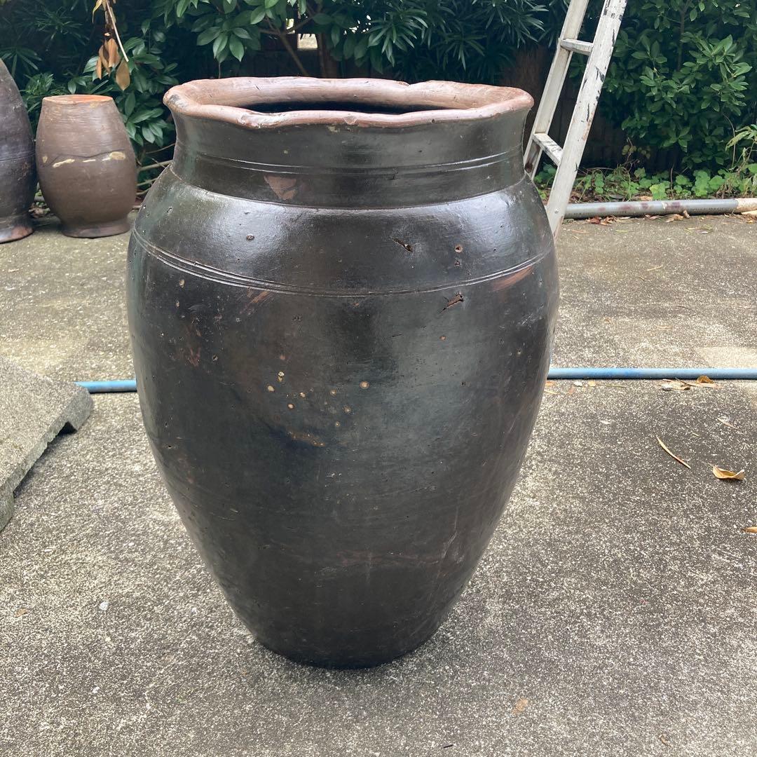 味わい深い 古い 大きな 陶器の甕 (かめ) 壺植木鉢 メダカの水鉢60センチ。